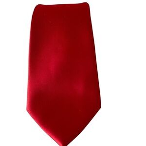 Puccini 100% hand made Microfiber Red silky tie 3 1/4 inches wide 59 inches long